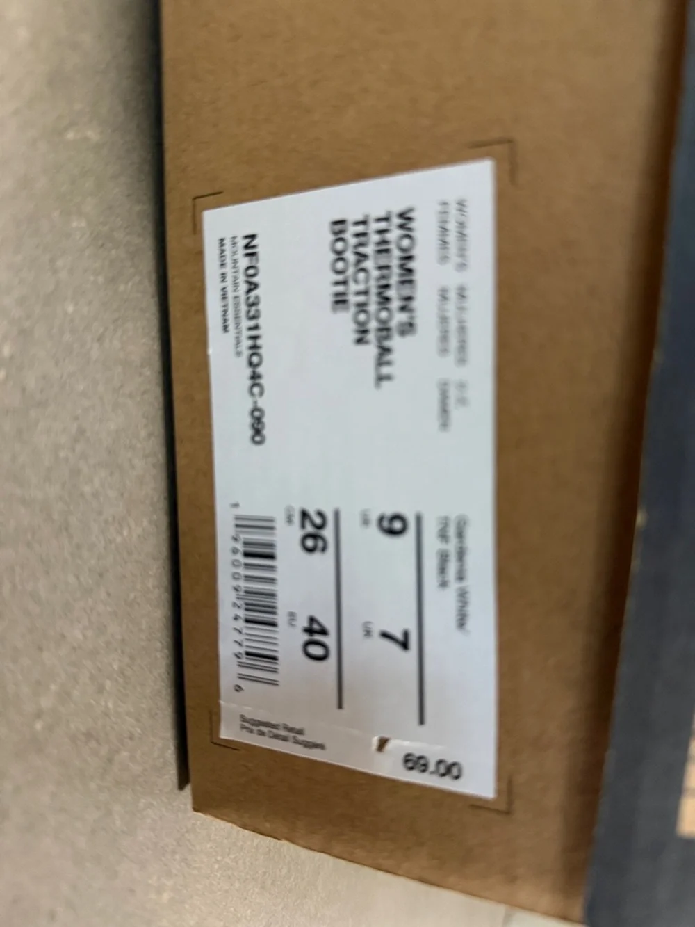The North Face White and Black Quilted Slip-On Slippers - Picture 2 of 2